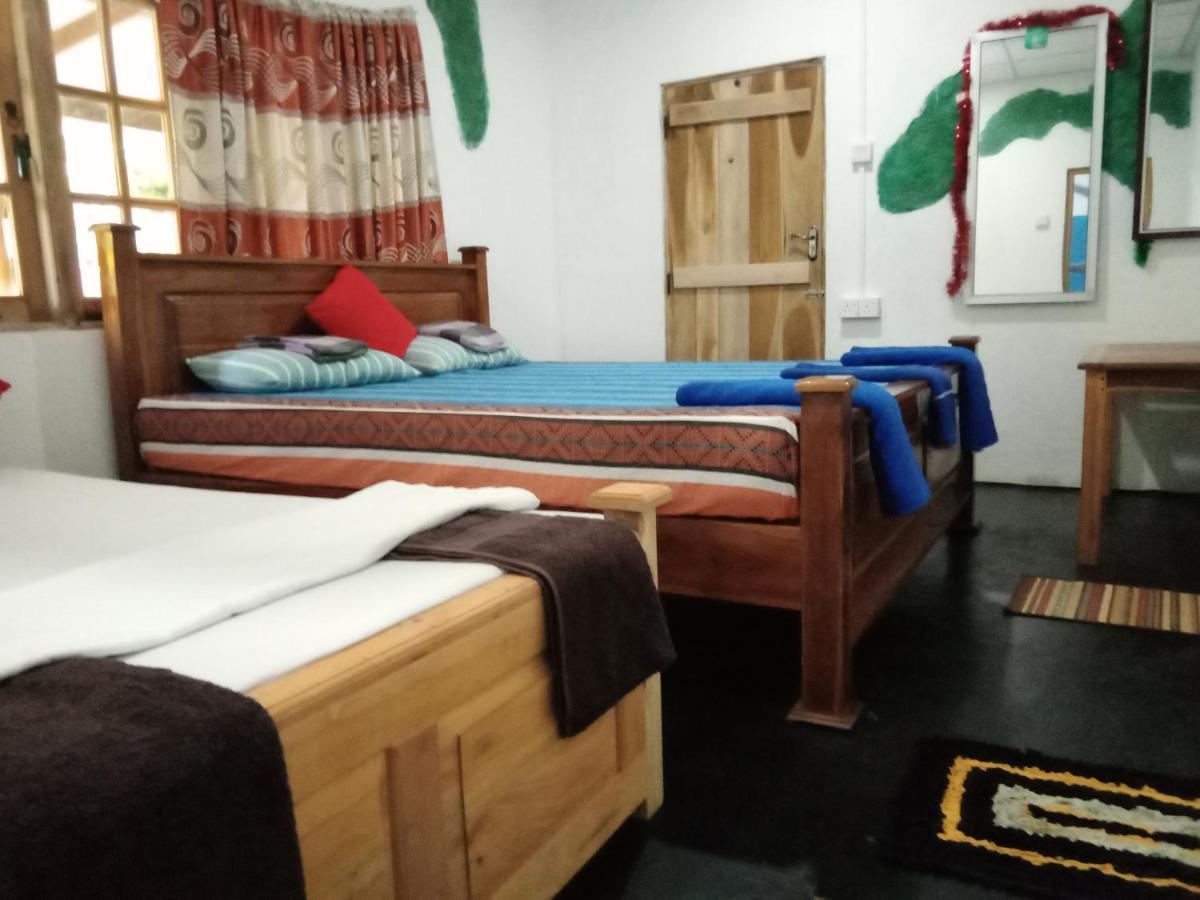 Sigiri Sandilu Homestay Szigirija Kültér fotó